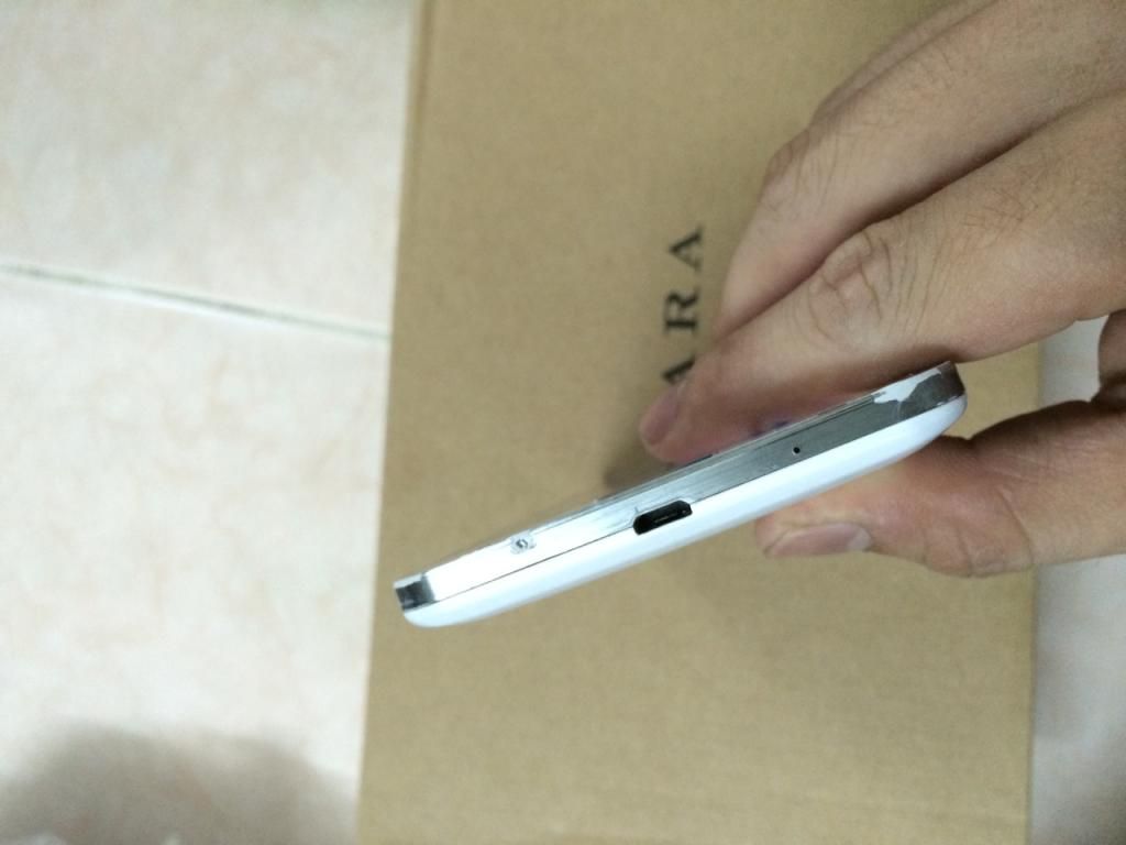 Iphone 5s Grey lock Sprint 97% + iphone 5 world white 16gb + sky A900 giá hạt dẻ !!! - 16