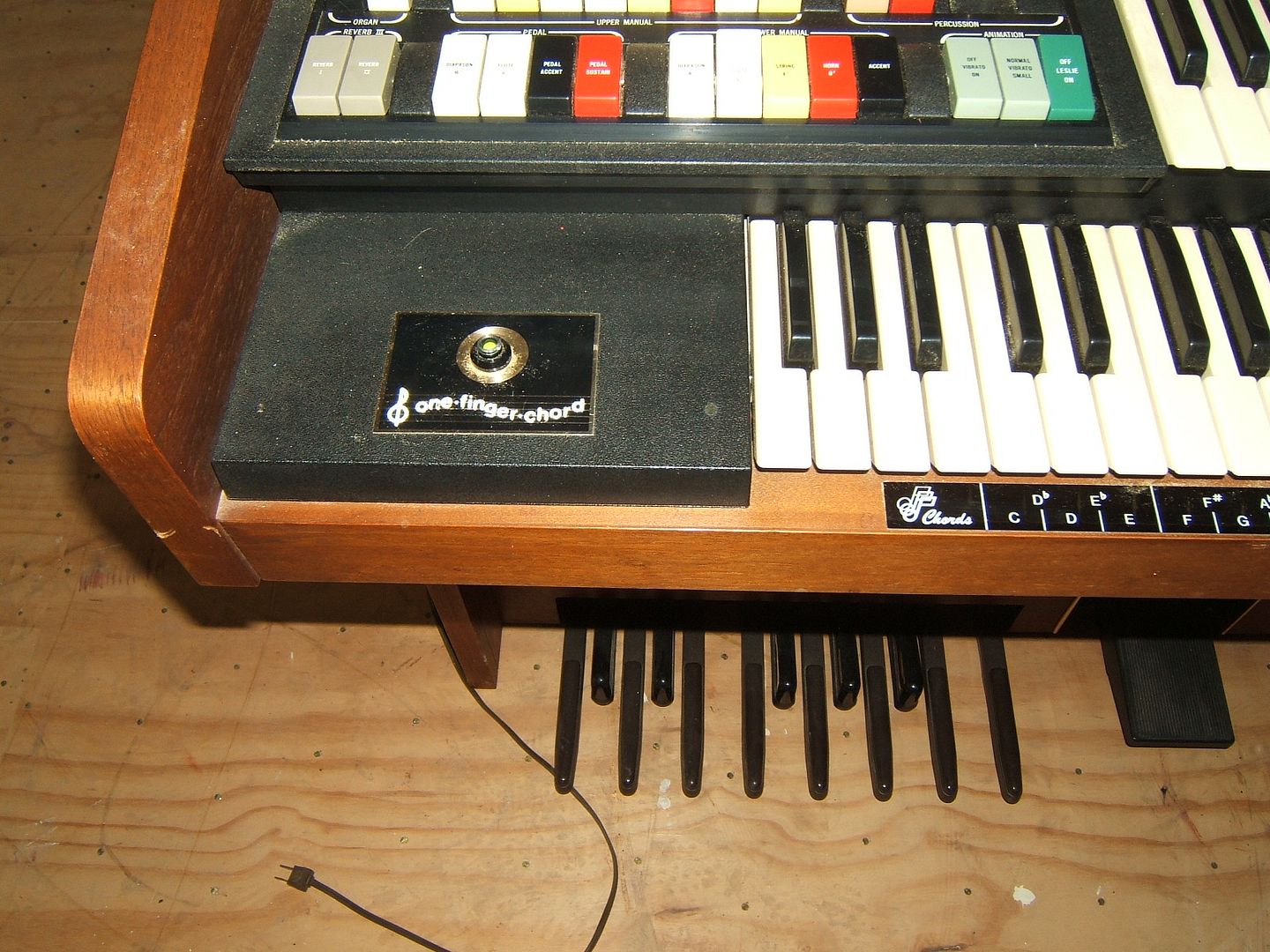 Hammond Organ Electronic 43in x 36in x 29in Midtone Stain 9822M