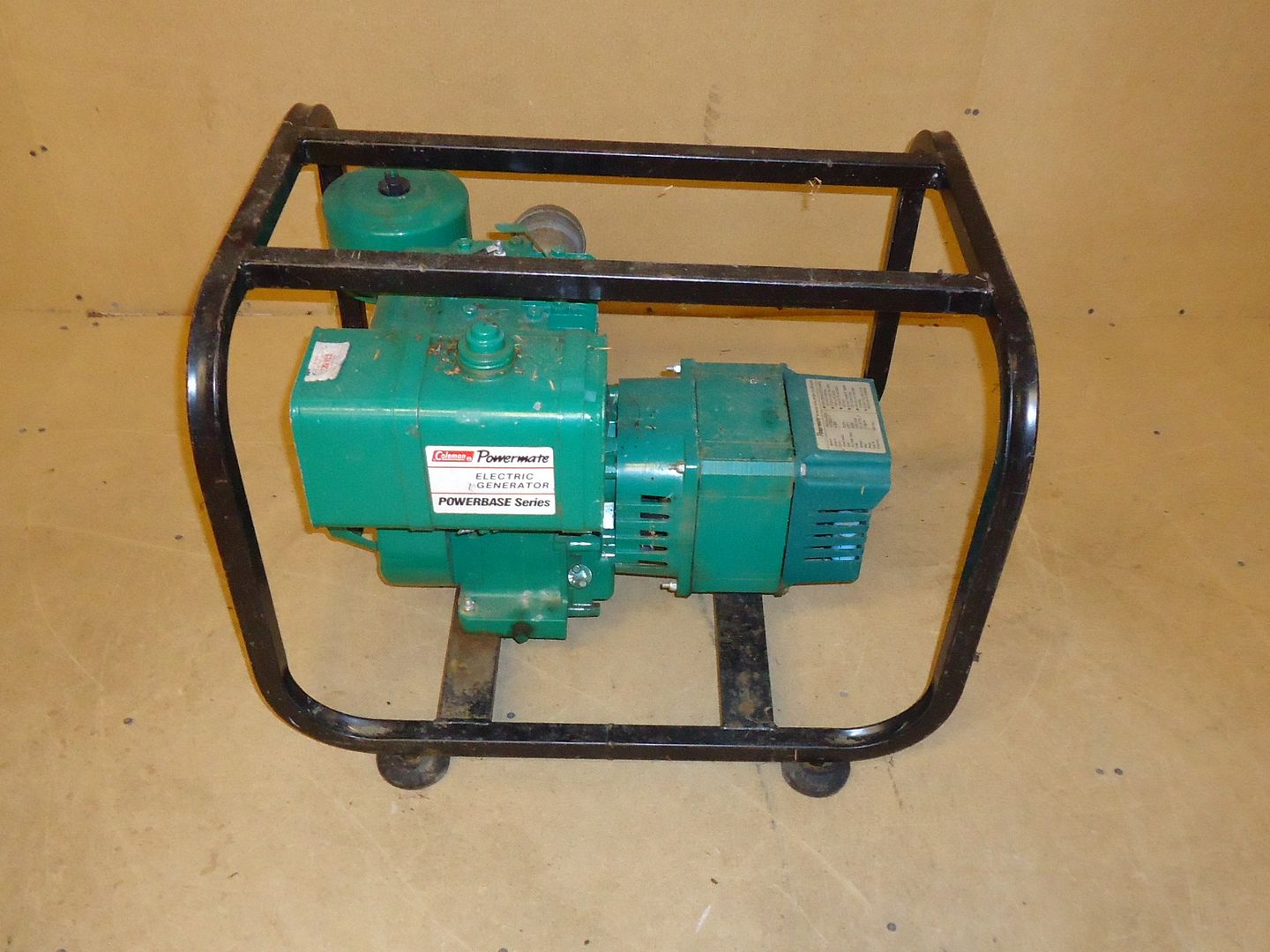 Coleman Powermate Electric Generator 26in x 20in x 20in 4000W 8HP PM54