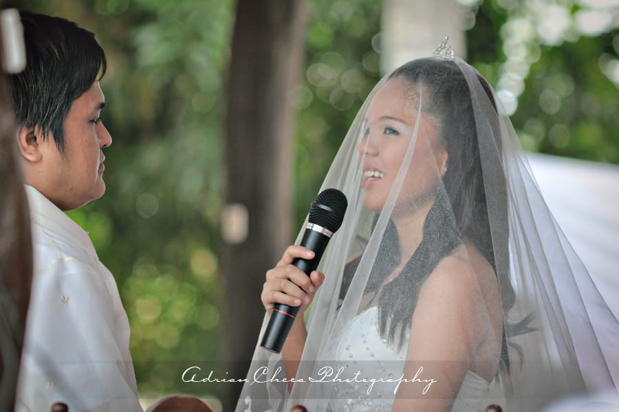 Hubert and Diane Wedding in Lumban Laguna Philippines, exchange of vows