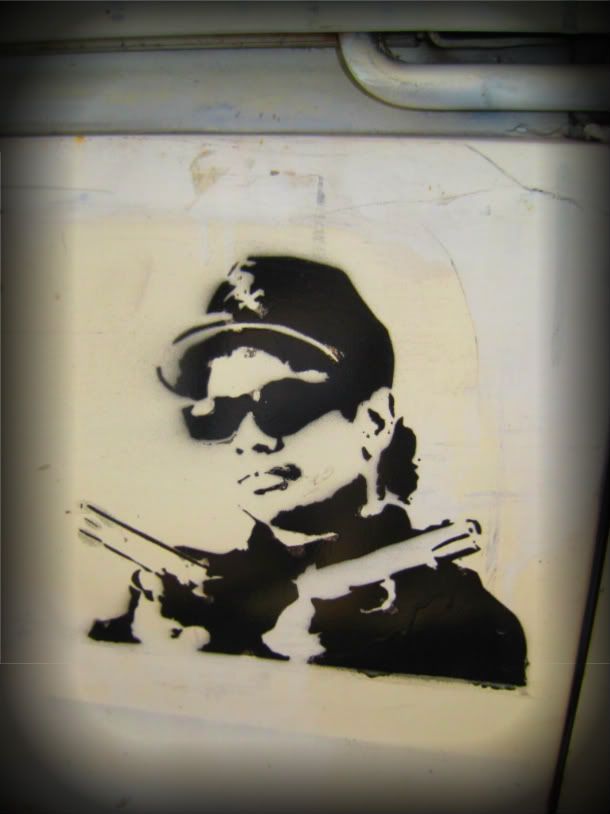 eazy-e-guns-stencil.jpg