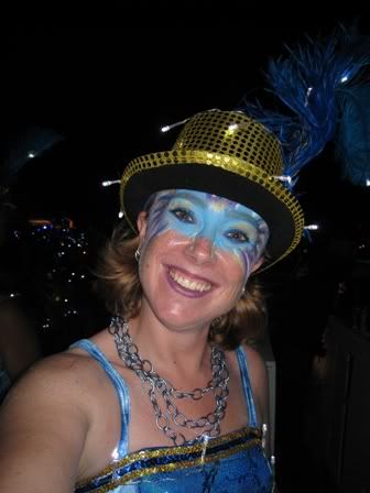 http://i1084.photobucket.com/albums/j420/lincydebruijn/Aruba/Carnaval/Lighting.jpg