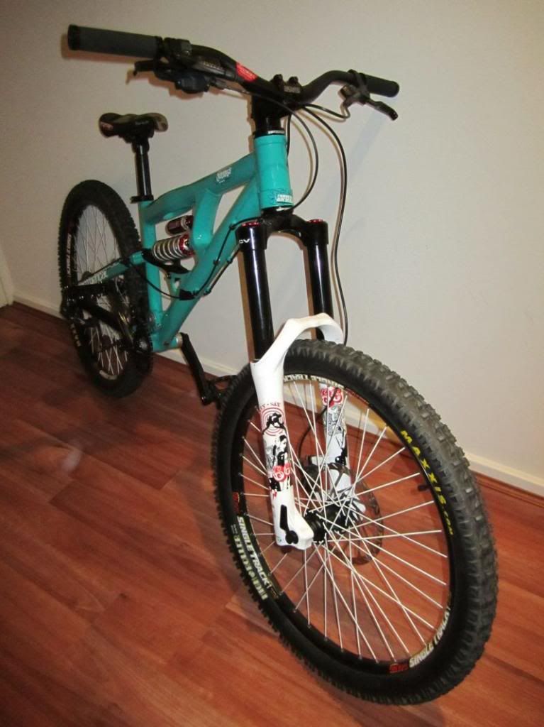 commencal furious 2008