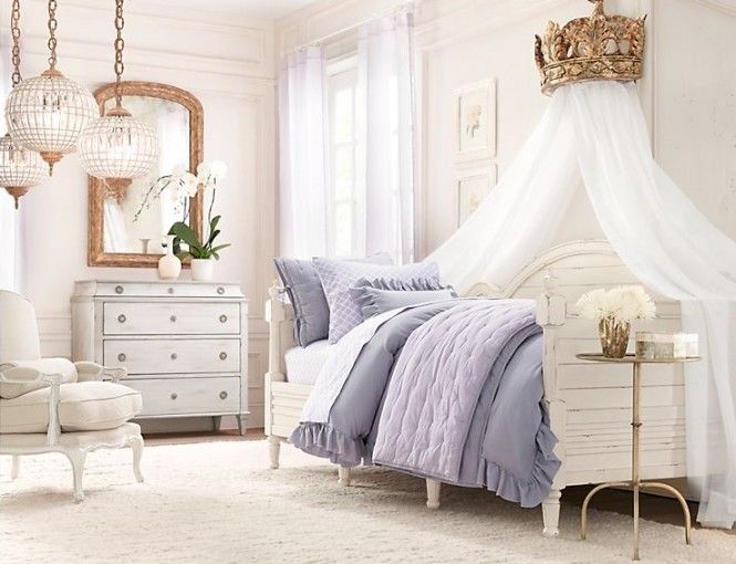 photo Blue-white-girls-bedroom-665x510_zps44efba6d.jpeg