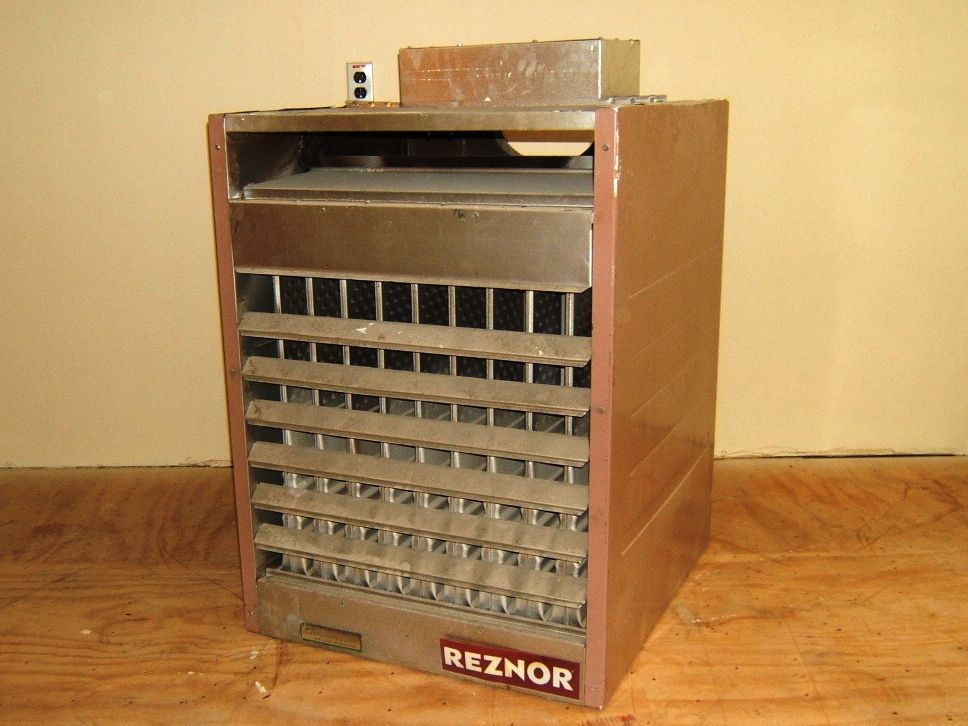 Reznor Natural Gas Fired Unit Heater 43 in x 36 in x 23 in 300 000 BTU F300